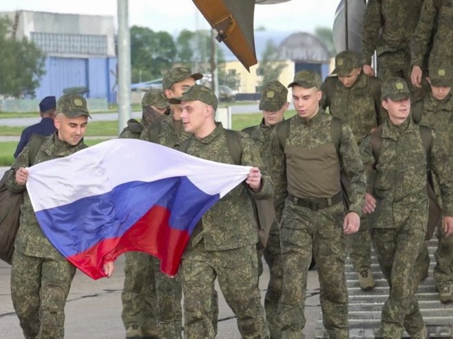 Прва група руских војника млађих од 25 година враћена  из Украјине