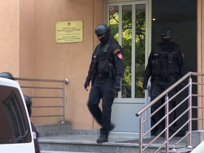Ухапшено лице због пријетње судији предато у надлежност Републичког јавног тужилаштва