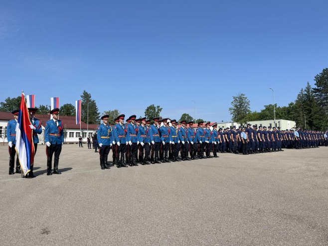 Промоција Девете класе Средње школе унутрашњих послова; Млади полицајци - нова снага Српске (ФОТО/ВИДЕО)
