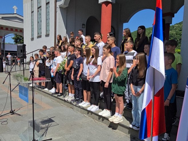 Djeca sa Kosmeta stigla u Srpsku 