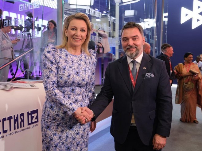 Кошарац пренио Захаровој захвалност Русији за помоћ и подршку