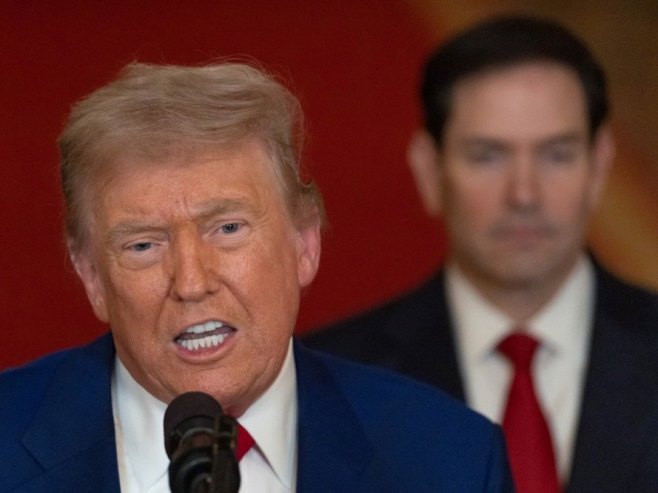 Трамп оптужио неколико америчких медија да шире лажне вијести о нападу САД на Иран