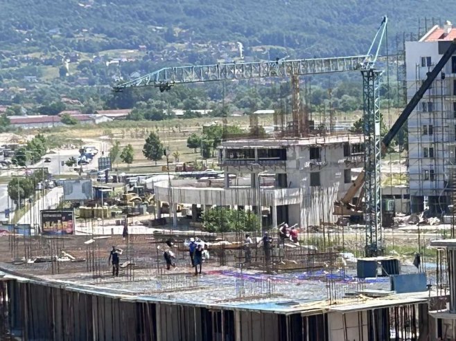 Просјечна јулска плата 1.556 КМ