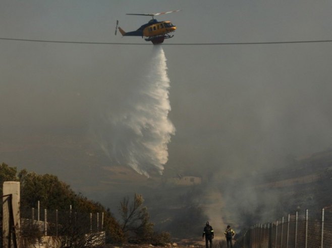 Požar u Grčkoj (Foto: EPA/GEORGE VITSARAS) 