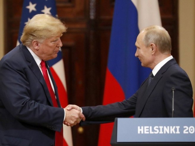 Трамп: Путин нас поново поштује, било ми је пријатно да чујем његове похвале о мировним напорима САД