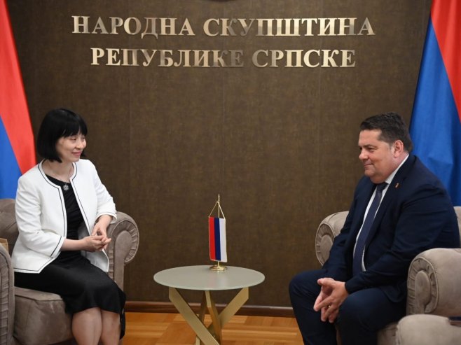 Ли Фан и Ненад Стевандић Ли Фан и Ненад Стевандић - Фото: Уступљена фотографија