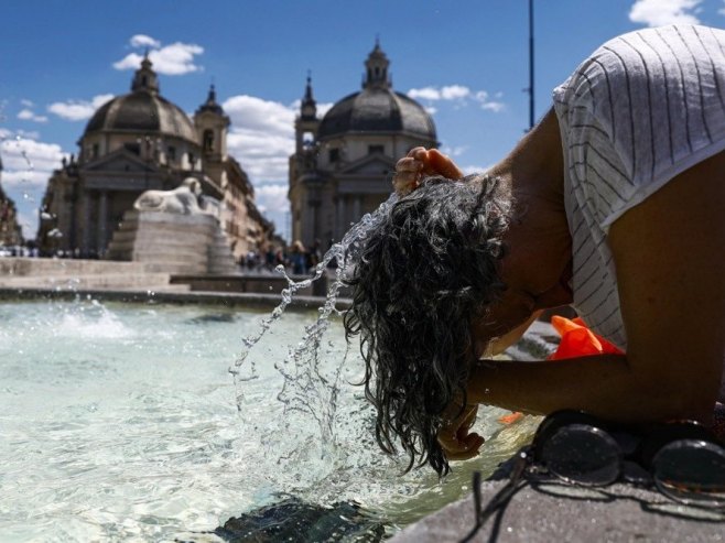 Foto: EPA/ANGELO CARCONI
