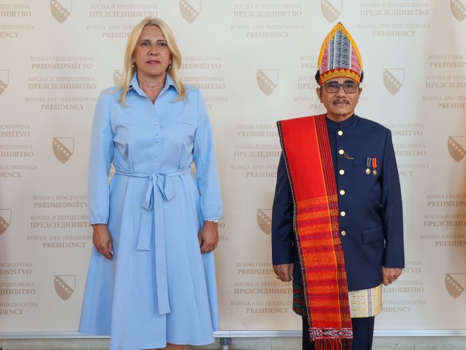 Жељка Цвијановић и Манахан Ситомпула Жељка Цвијановић и Манахан Ситомпула - Фото: Уступљена фотографија