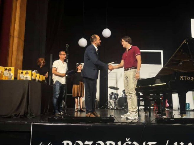 Илији Ивановићу признање за најбољег младог глумца