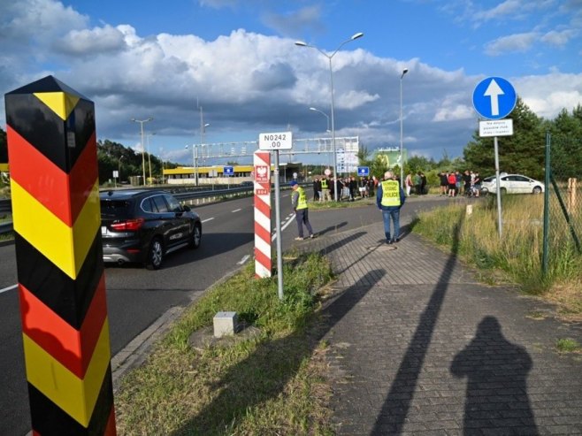 Пољска од поноћи уводи контроле на граници са Њемачком