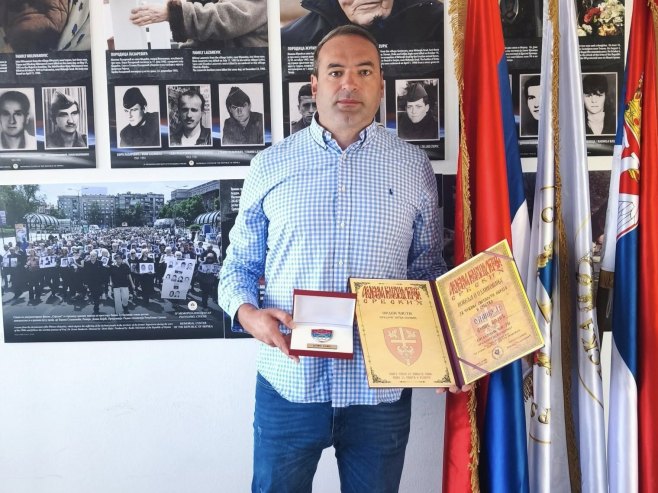 Денис Бојић (Фото: facebook.com/denis.bojic.2025) Денис Бојић (Фото: facebook.com/denis.bojic.2025) -