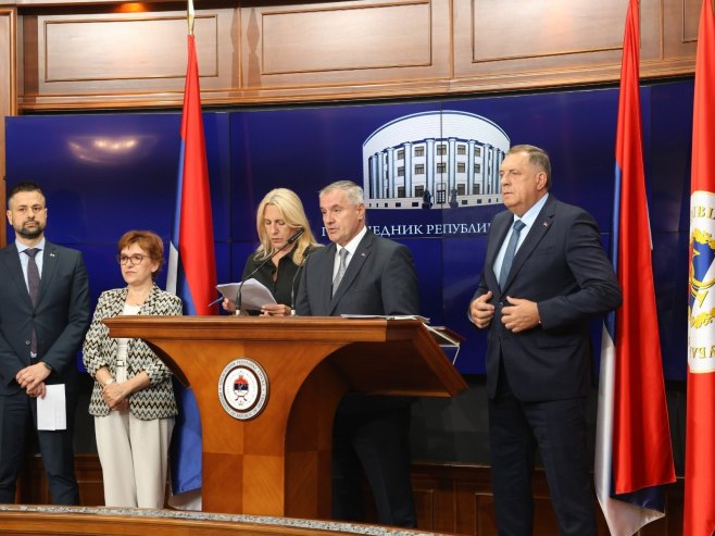 Конференција за новинаре Конференција за новинаре - Фото: predsjednikrs.rs/Borislav Zdrinja