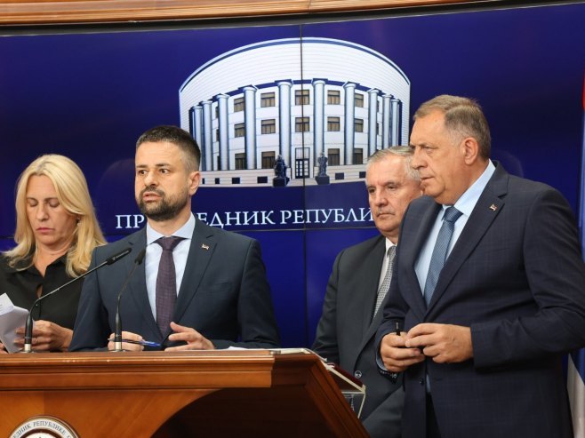 Амиџић: Политичари у ФБиХ не доносе одлуке без својих старатеља; Шмит и Бореновић "гурају" ту причу (ВИДЕО)