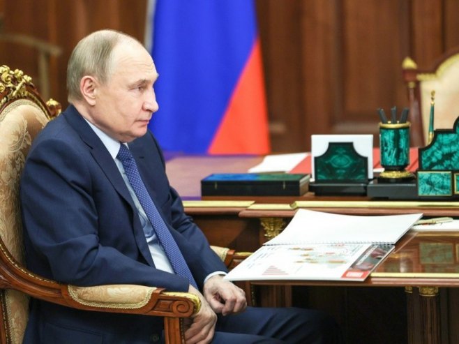 Путин: Ако све будемо куповали за нафту и гас - изгубићемо суверенитет