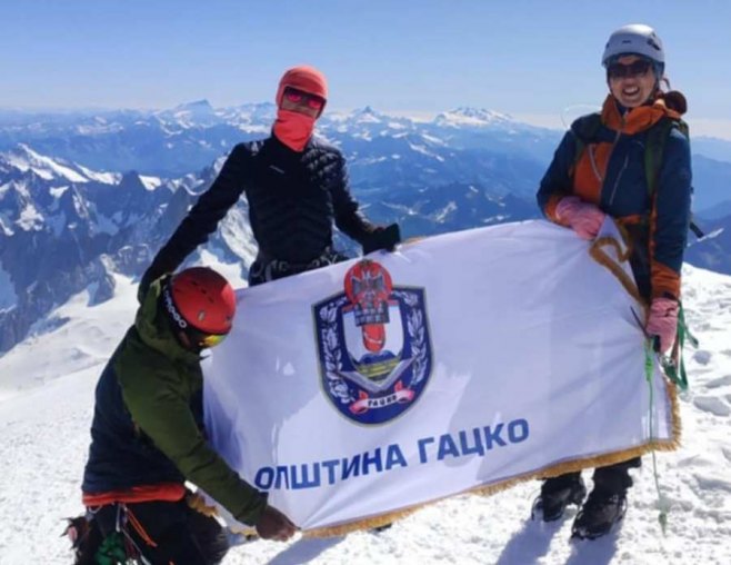 Екипа херцеговачких планинара вратила се кући - емоције помијешане