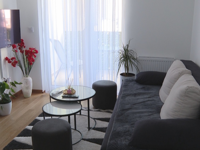 Смјештајни капацитети за празнике попуњени, цијене ноћења у Бањалуци премашују 1.000 KM (ВИДЕО)