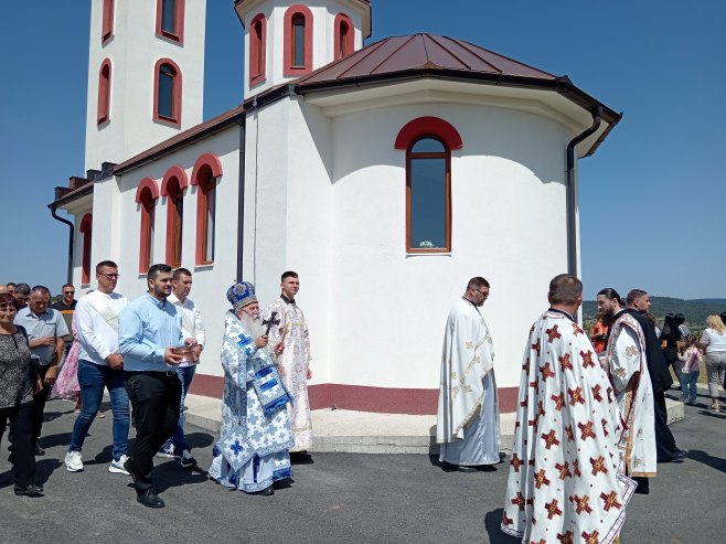Хризостом: Чудотворна икона Пресвете Богородице Тројеручице чува Хиландар и Свету Гору