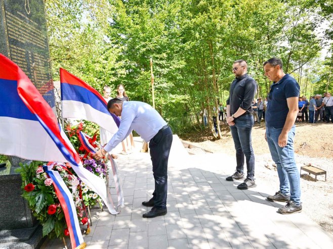 Обиљежена 84. годишњица страдања Срба из Пријаковаца, Драгочаја и Рамића (ФОТО)