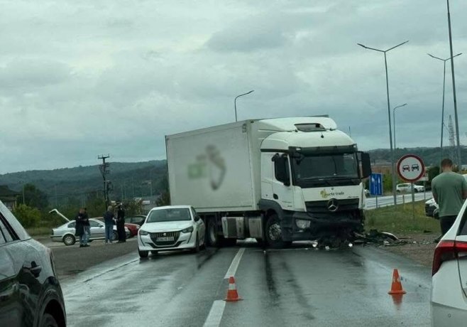 Огласили се из добојске болнице о стању повријеђеног у удесу у Модричи