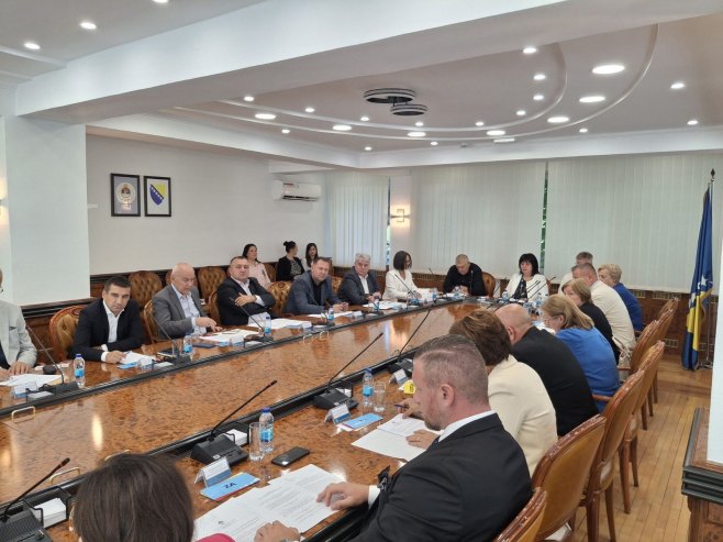 Одбијен вето Бошњака на измјене Закона о полицији