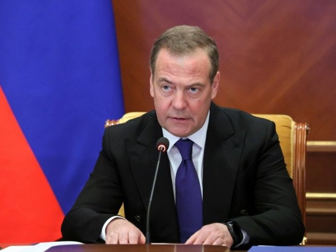 Медведев: Мијешање у изборе - нови израз у неоколонијалној пракси запада