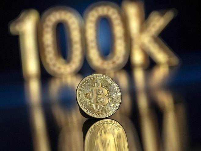 Биткоин упркос расту и даље испод 100.000 евра, итиријум скочио за 2,24 одсто на 3.082 евра