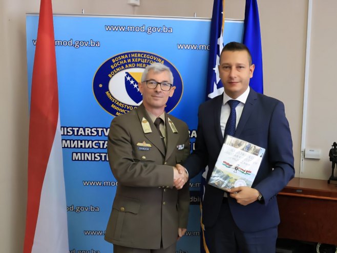 Гогановић са мађарским аташеом истакао важност поштовања Дејтонског споразума