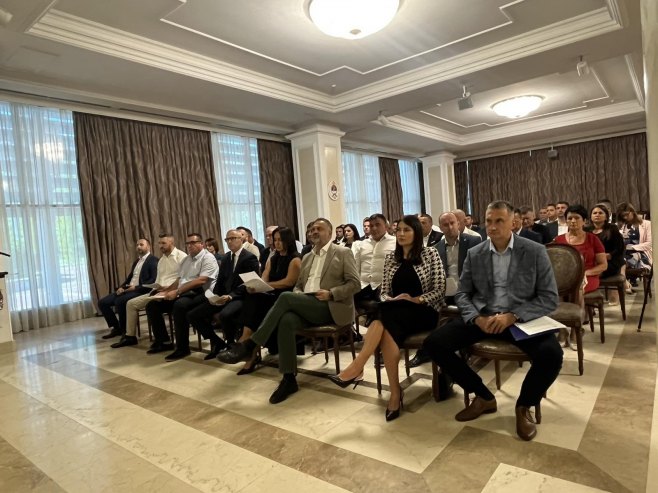 Ванредна сједница Савез општина и градова поводом пресуде предсједнику Српске
