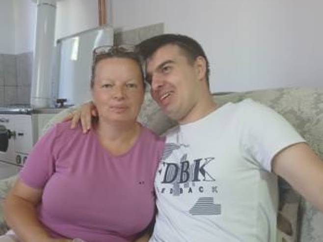 Будимо хумани - помозимо лијечење 20-огодишњег Братунчанина Растка Ивановића