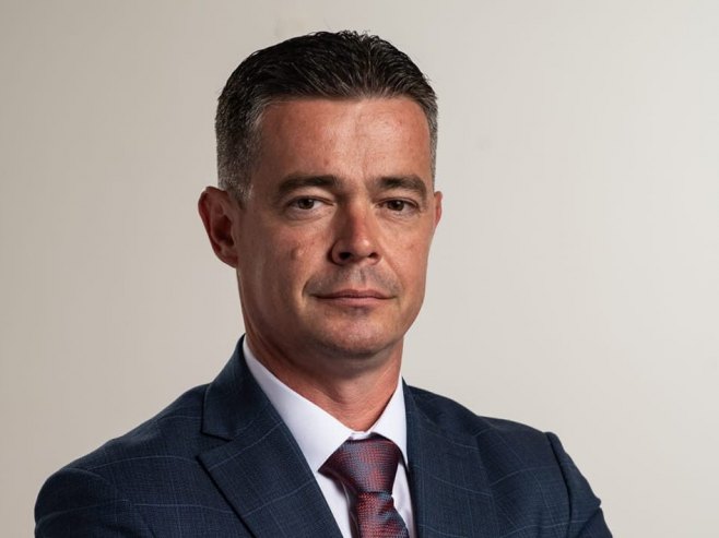 Поповић: У сарадњи са Владом биће обезбијеђена средства за модернизацију електромреже