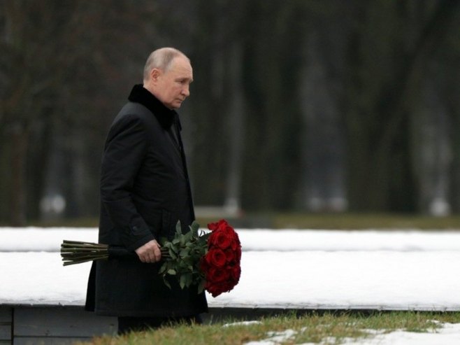 Владимир Путин (Фото: EPA/GAVRIIL GRIGOROV) - 