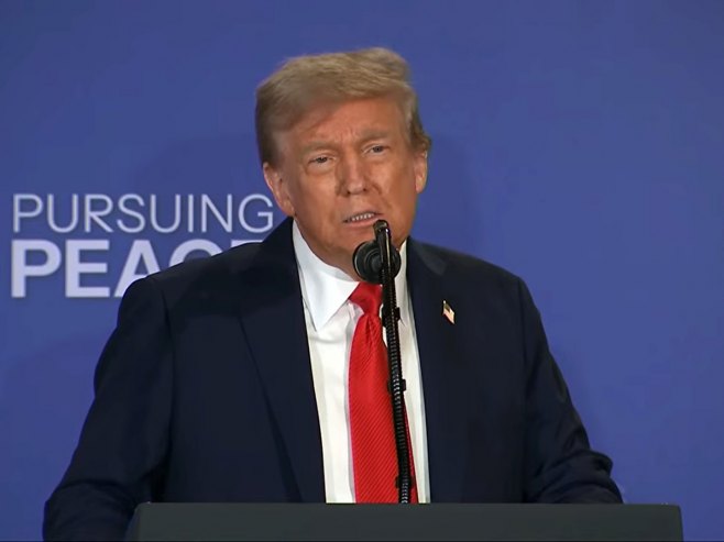 Трамп: Имам веома добре односе са Путином; Постигли смо значајан напредак (ВИДЕО)