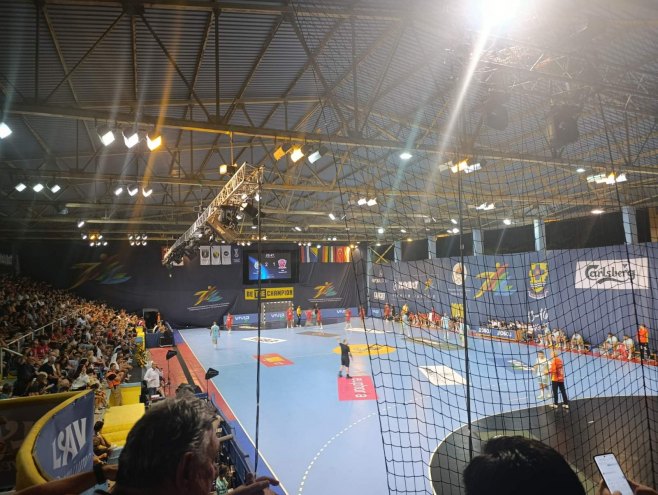 Rukometni turnir u Doboju (Foto: RTRS)