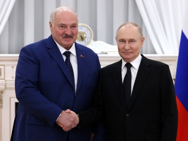 Александар Лукашенко и Владимир Путин (фото:EPA/MIKHAIL METZEL) Александар Лукашенко и Владимир Путин (фото:EPA/MIKHAIL METZEL) -