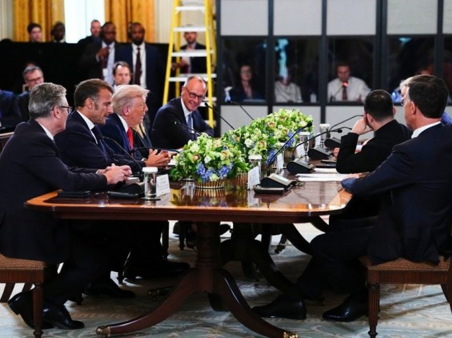 Трамп: Путин прихватио безбjедносне гаранције; Зеленски: Разговараћемо и о територијалним питањима