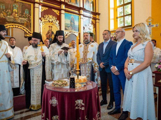 Прњавор: Литургија повом славе Преображења Господњег Прњавор: Литургија повом славе Преображења Господњег - Фото: СРНА