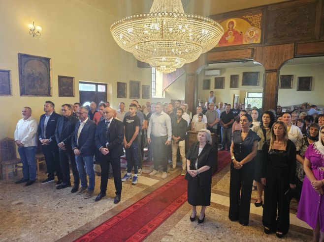 Б. Грахово: Служен парастос за 157 погинулих бораца у одбрамбено-отаџбинском рату