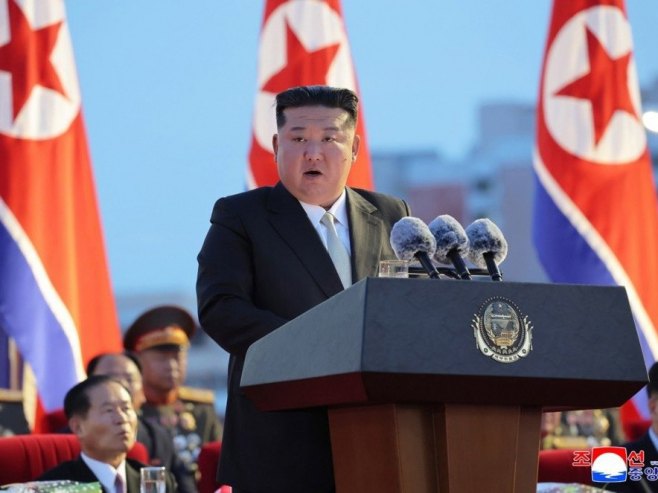 Ким Џон Ун (фото: EPA/KCNA EDITORIAL USE ONLY) - 