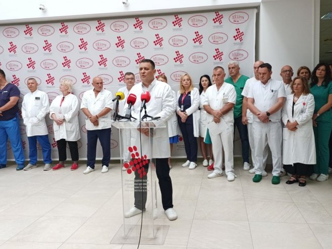Zahvalnost Viškoviću (Foto: RTRS)