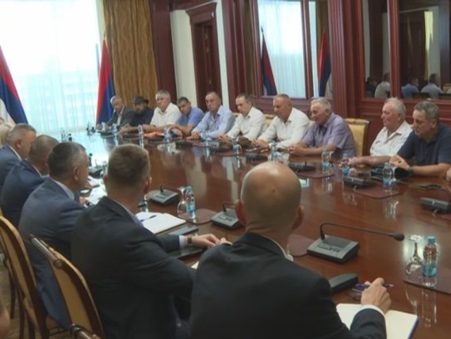 Минић обавља консултације Минић обавља консултације - Фото: РТРС