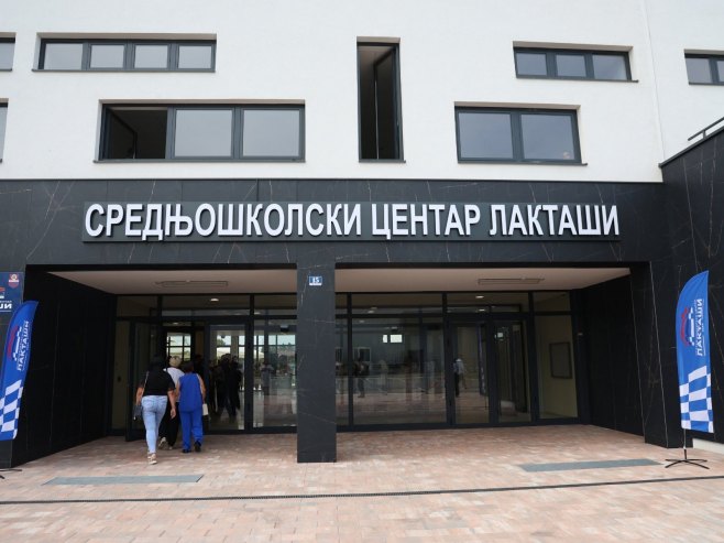 Отворен Средњошколски центар у Лакташима (ФОТО)
