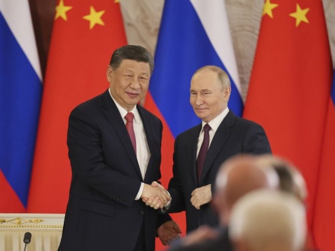 Путина дочекали Си и Каљинка у конгресној сали гдје се одржава самит ШОС-а (ФОТО/ВИДЕО)