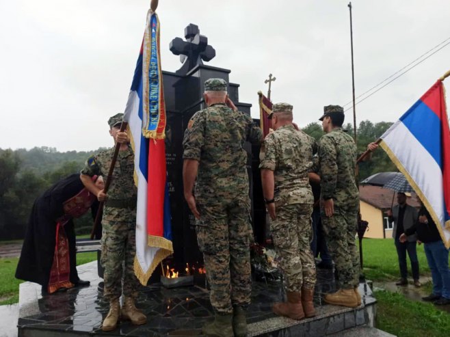 Парастос, Тобут код Лопара Парастос, Тобут код Лопара - Фото: СРНА