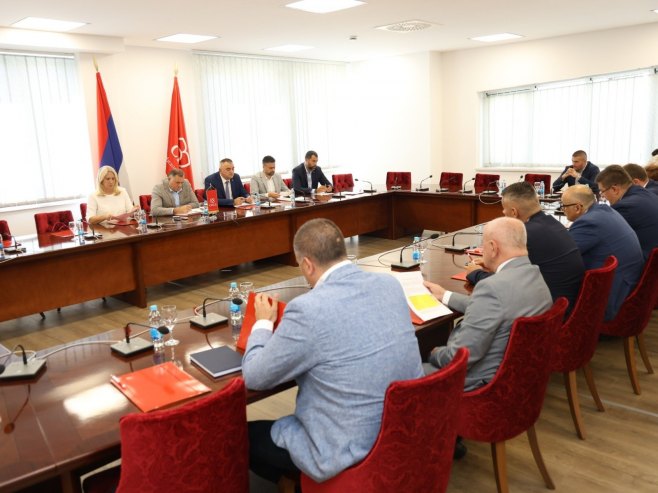 Састанак владајуће коалиције уочи сутрашње сједнице НСРС (ФОТО)