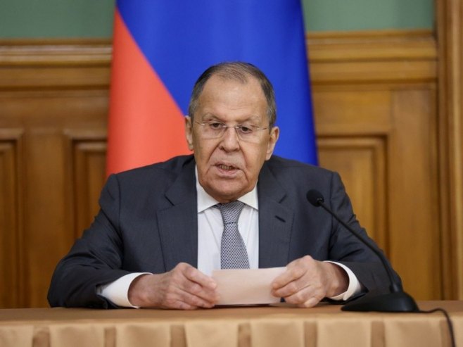 Лавров: Запад прибјегава уцјени у покушају да спријечи формирање мултиполарности