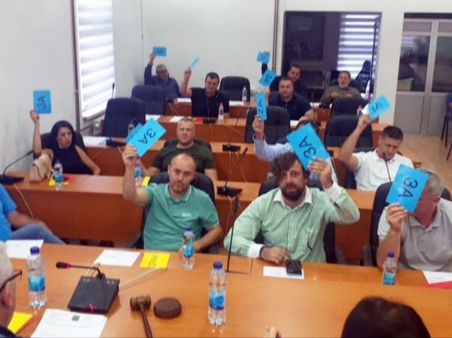 Сребреница: Усвојена Декларација којом се одбацује пресуда предсједнику Српске