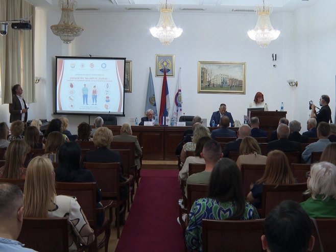 Дводневни симпозијум о дијабетесу: Нови лијекови, технологије и превенције