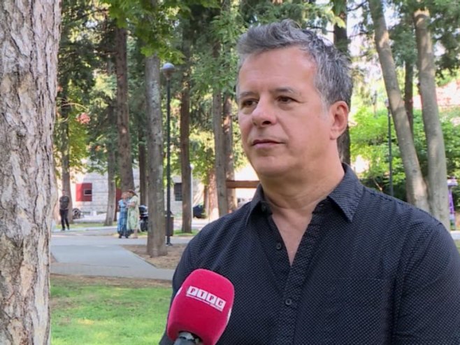Требињац који је освојио свјетске бине електронске музике - прича о Микију Ненезићу (ВИДЕО)