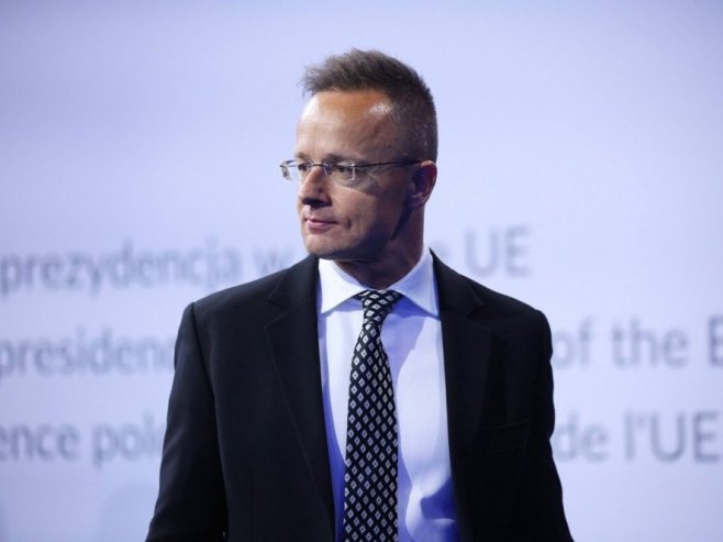 Сијарто разговарао са Рубиом о напорима за окончање рата у Украјини