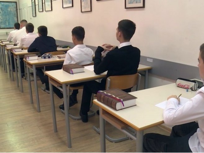 Богословија у Фочи прославила славу Светог Петра Дабробосанског